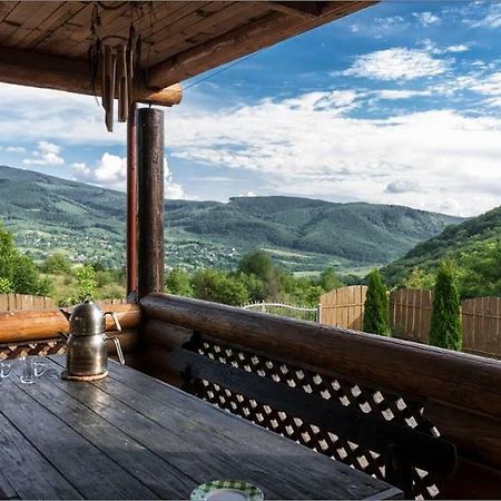 Творча Садиба Svaljava Exteriör bild